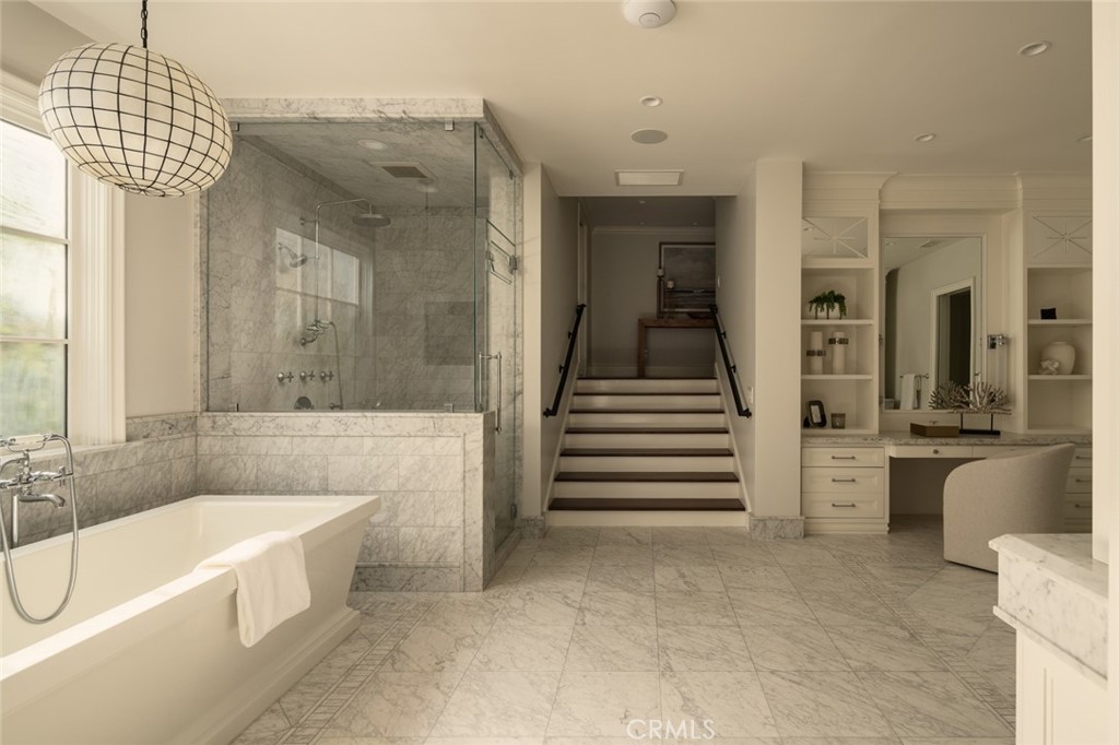 2 Royal Saint George Road