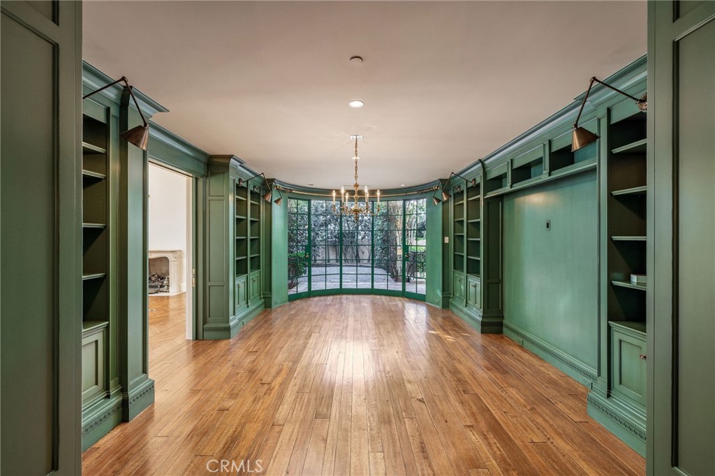 34 Pelican Point