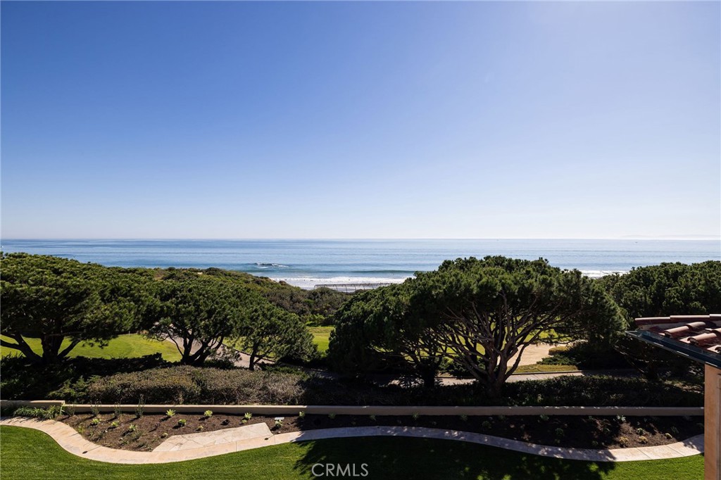 34 Pelican Point