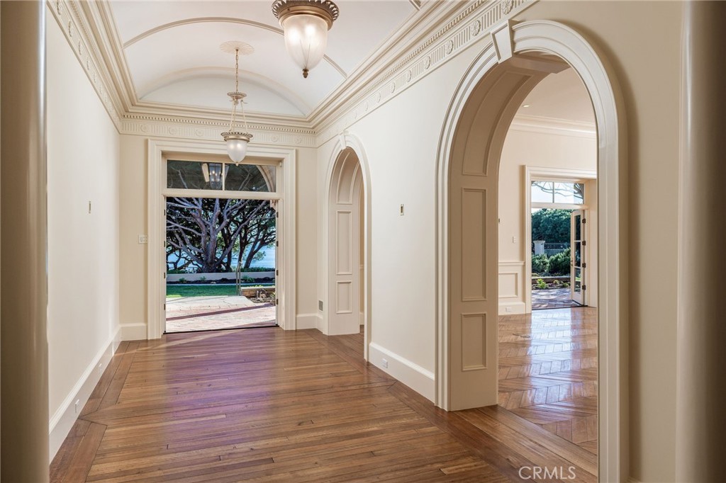 34 Pelican Point
