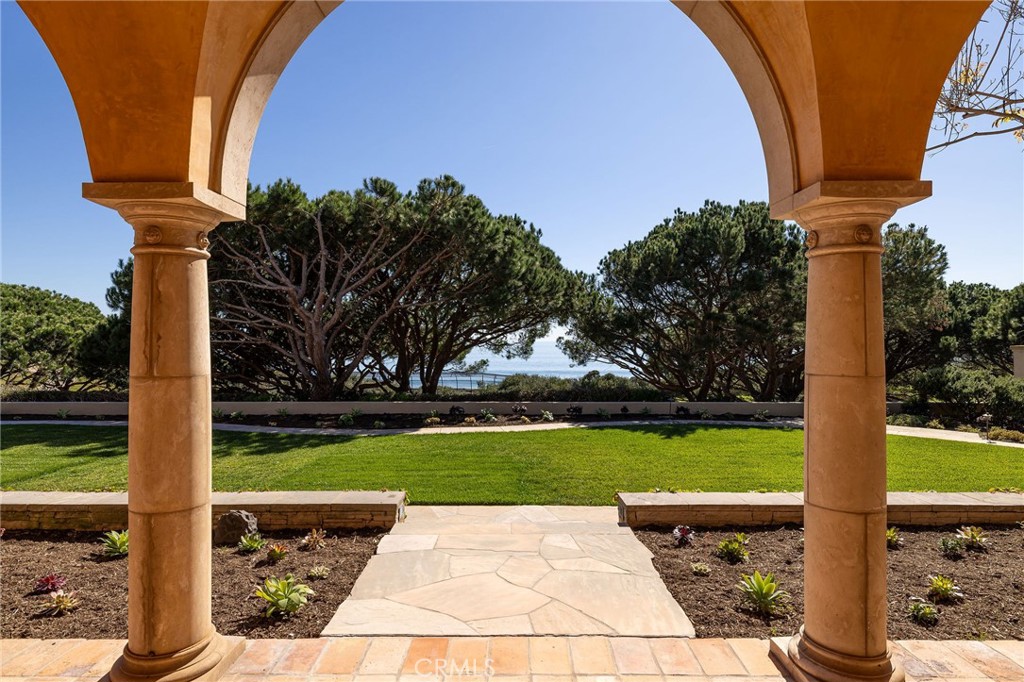 34 Pelican Point