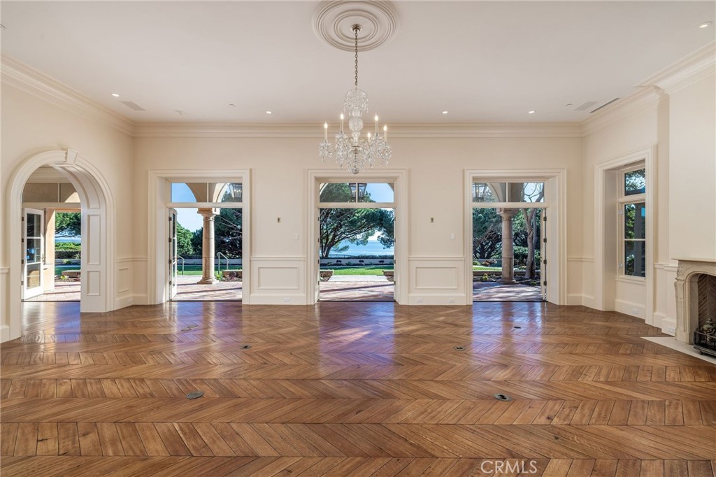 34 Pelican Point
