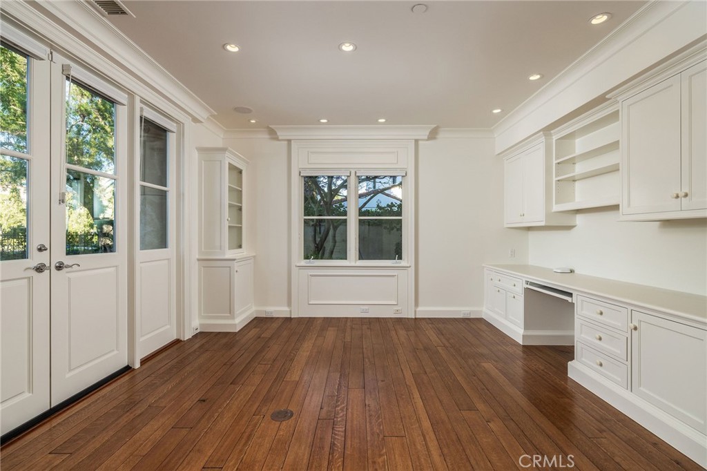 34 Pelican Point