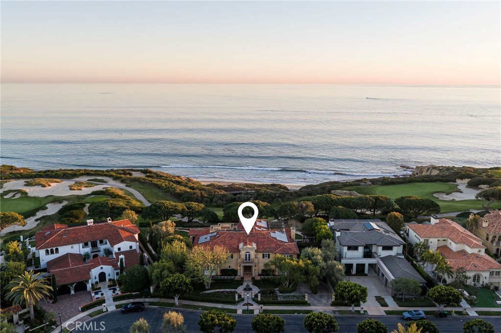 34 Pelican Point