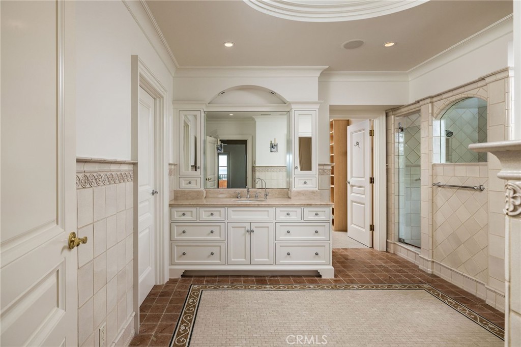 34 Pelican Point