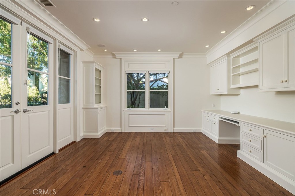 34 Pelican Point