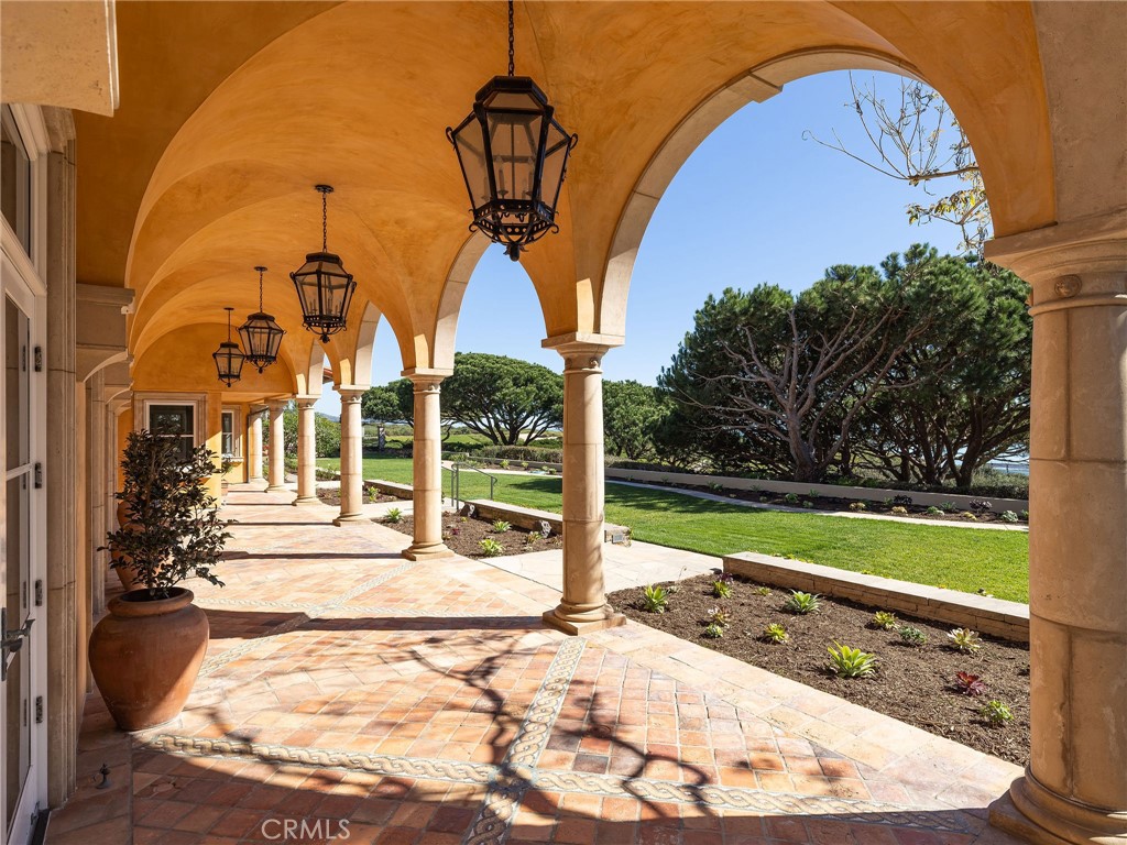 34 Pelican Point