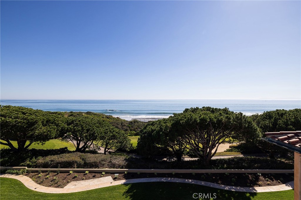 34 Pelican Point
