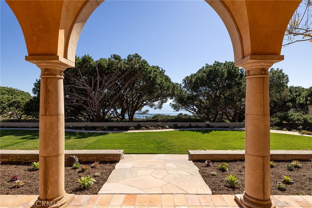 34 Pelican Point