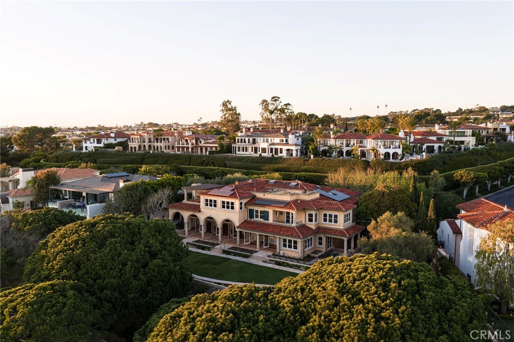 34 Pelican Point