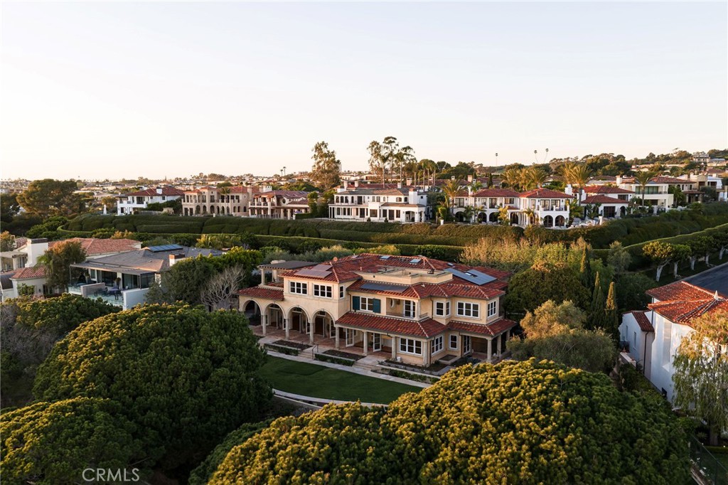34 Pelican Point