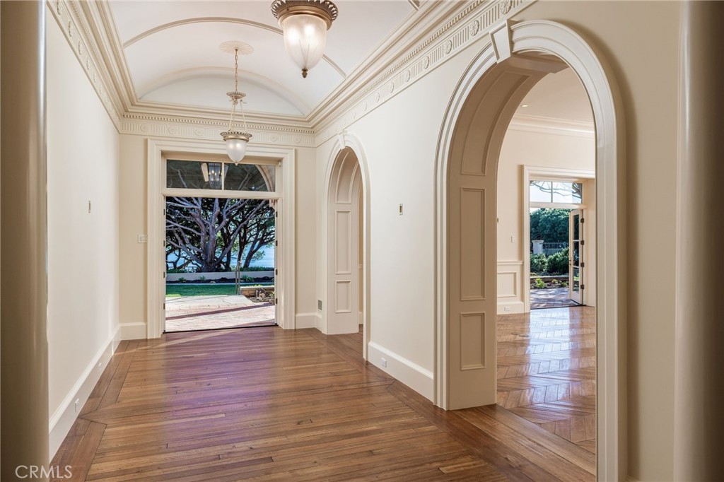 34 Pelican Point