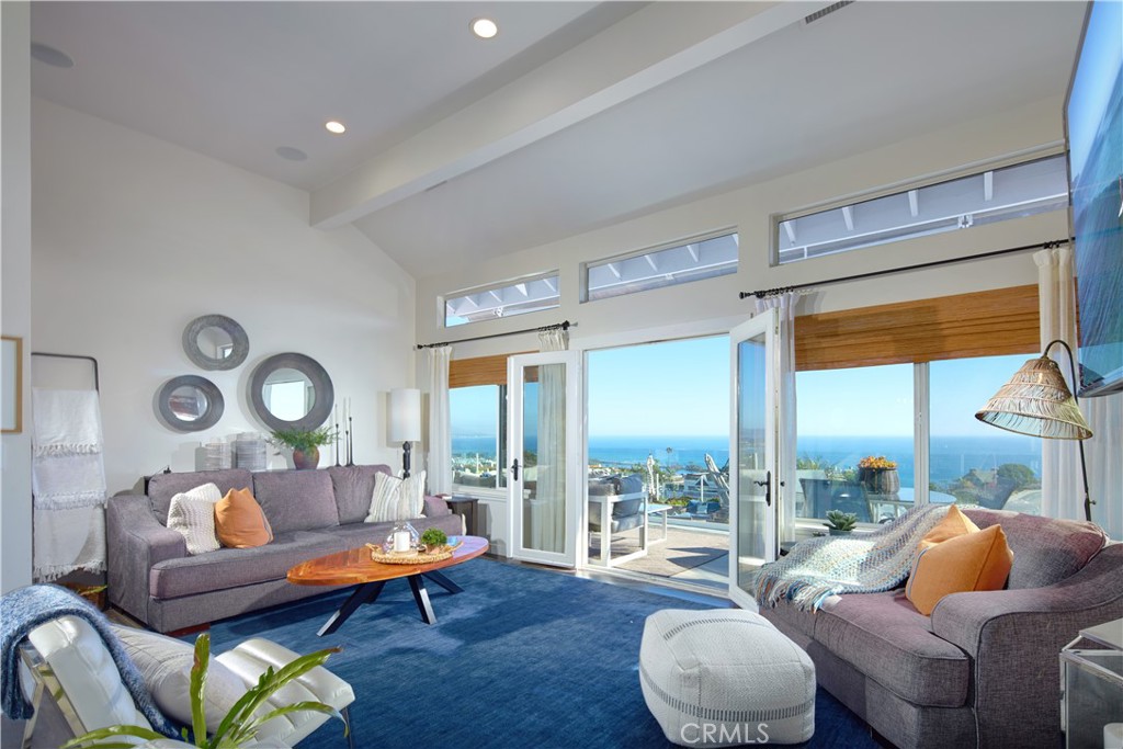 87 Palm Beach Court