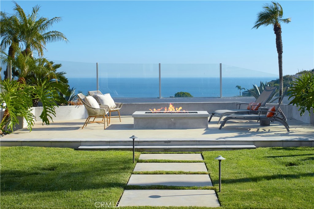 87 Palm Beach Court