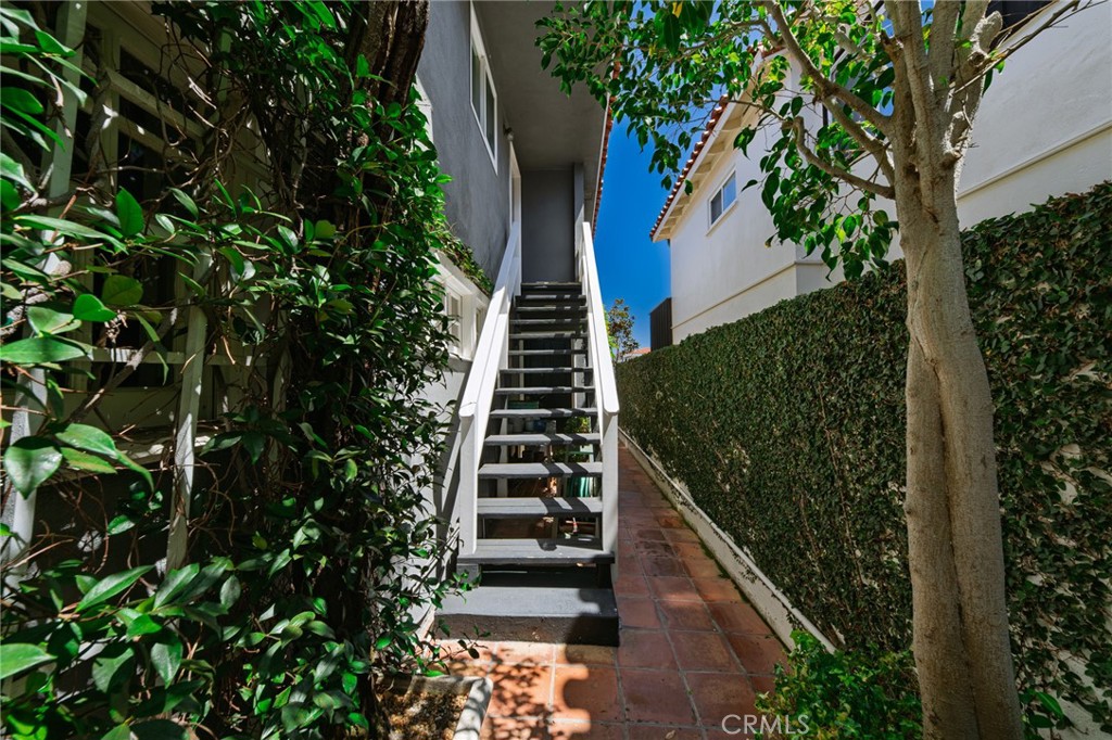 423 Via Lido Soud