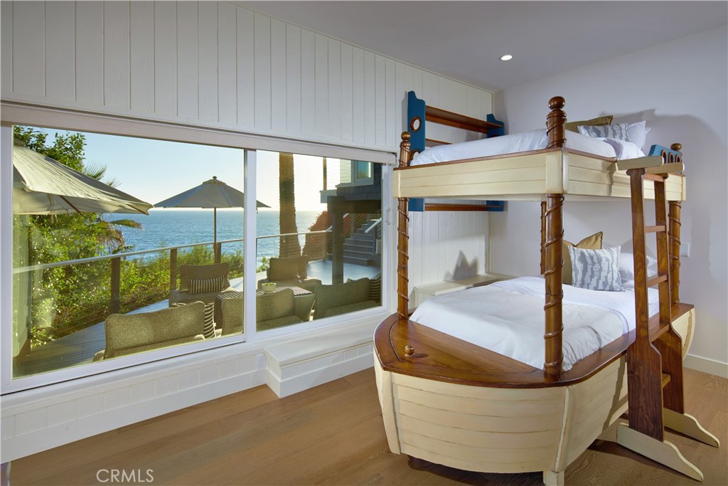 31702 Seacliff Drive