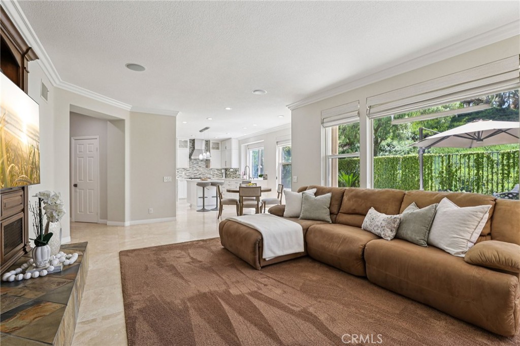 6 Westchester Court
