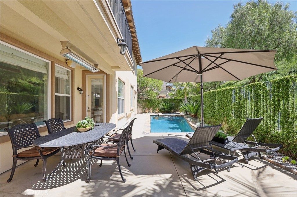 6 Westchester Court
