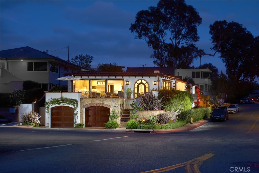 1292 Cliff Drive