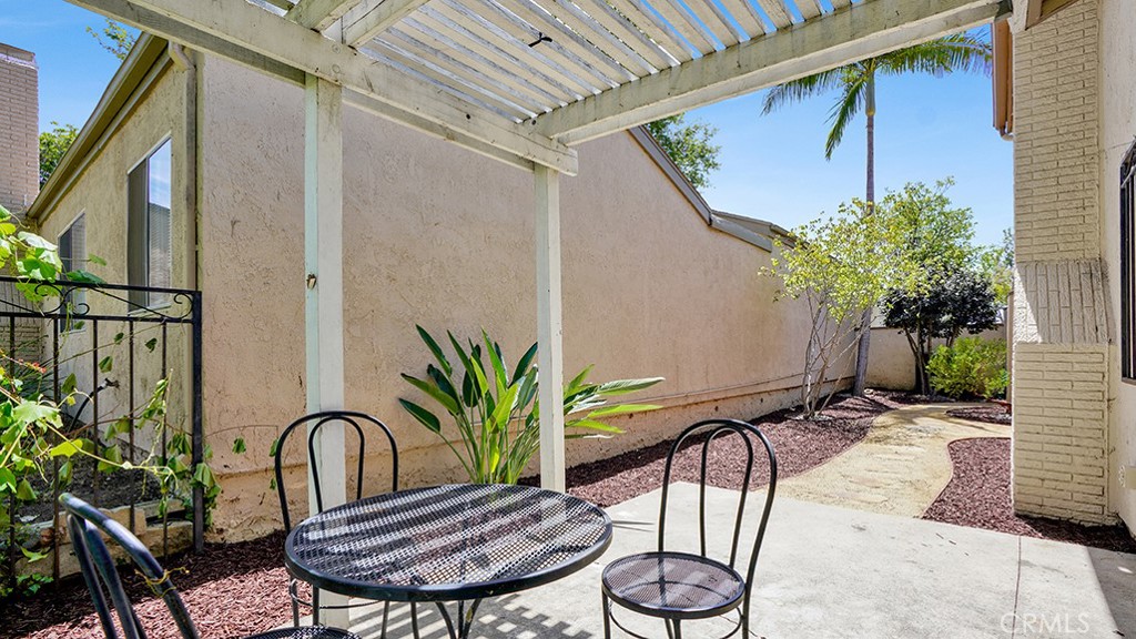 2909 Pinewood Court