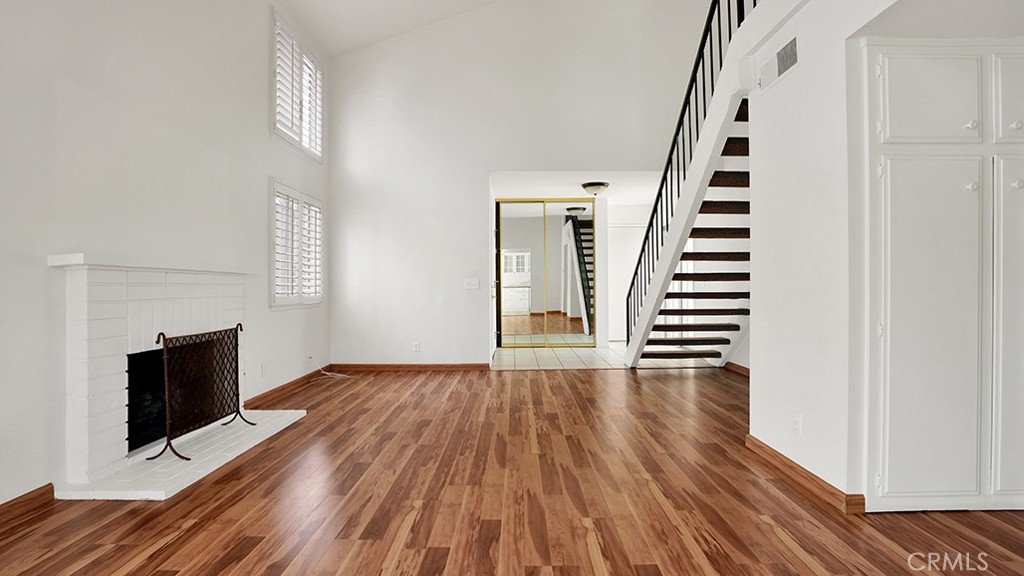 2909 Pinewood Court