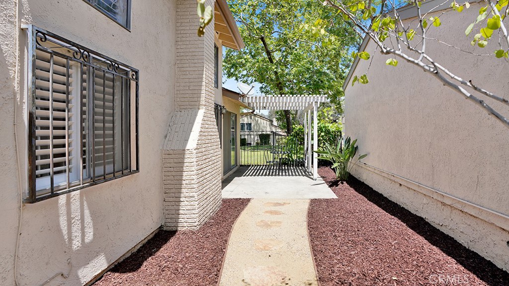 2909 Pinewood Court