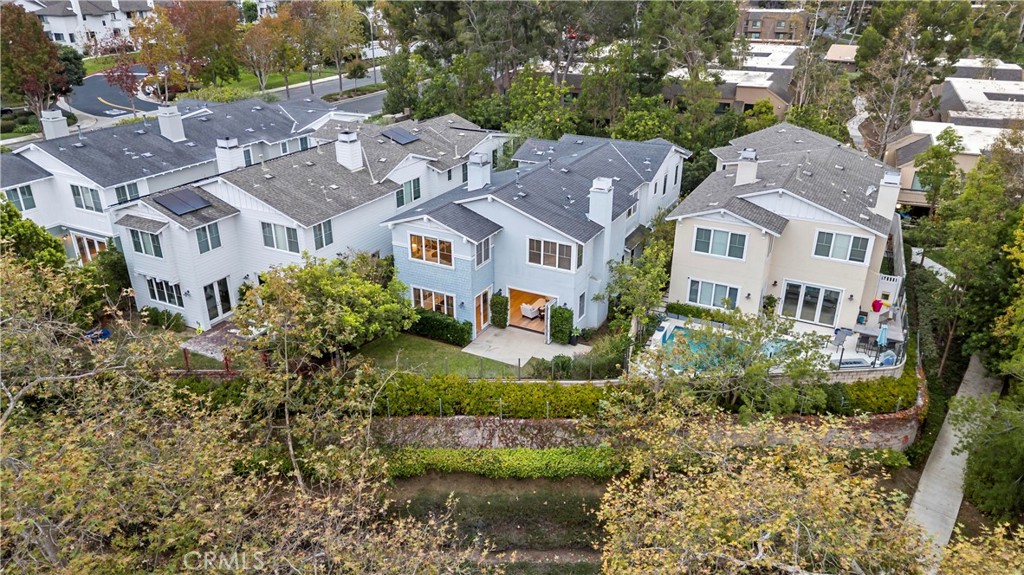 4 Summer House Lane