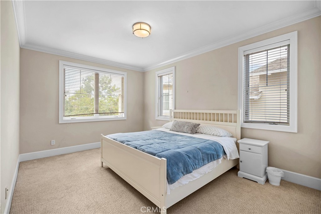 4 Summer House Lane