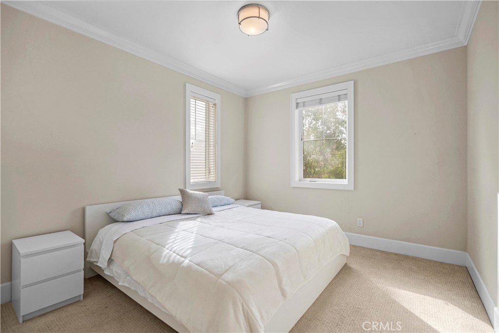 4 Summer House Lane