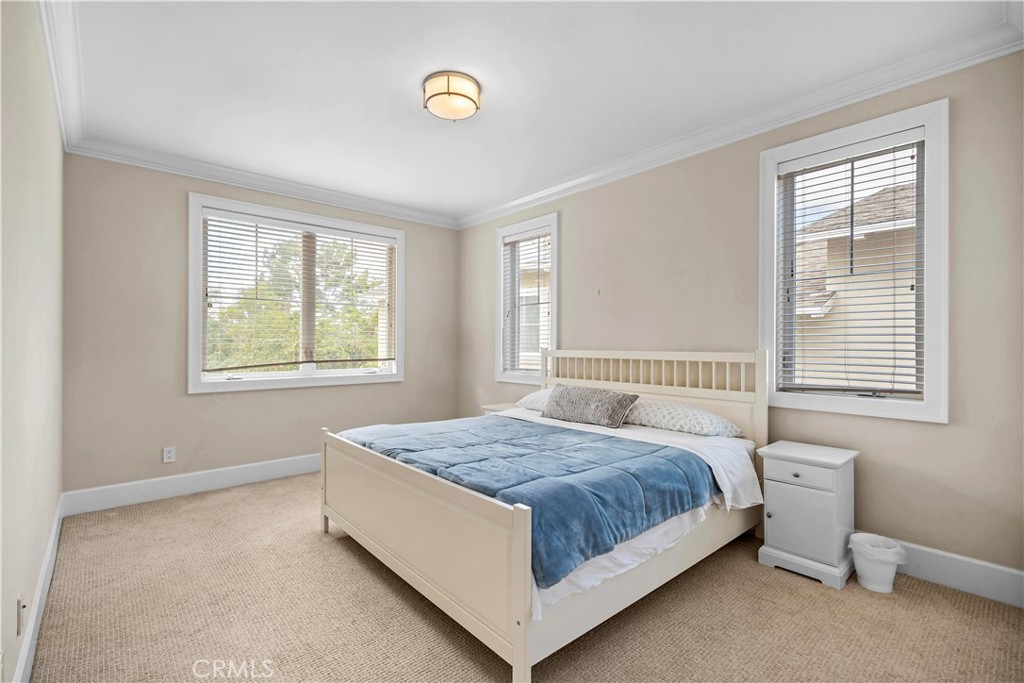 4 Summer House Lane