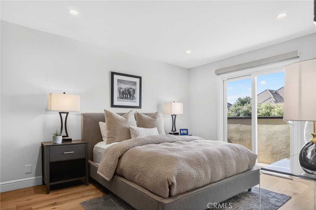 6102 Greenbrier Drive