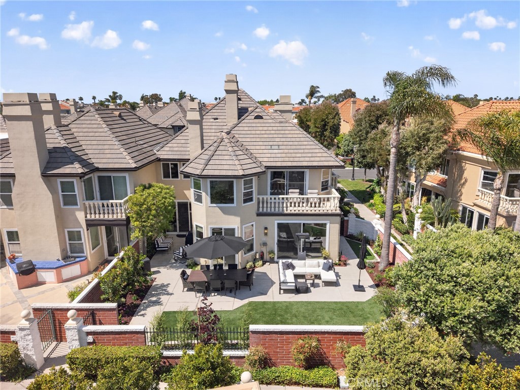 6102 Greenbrier Drive