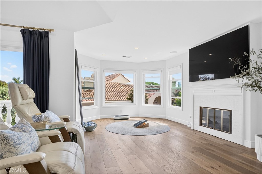 6102 Greenbrier Drive