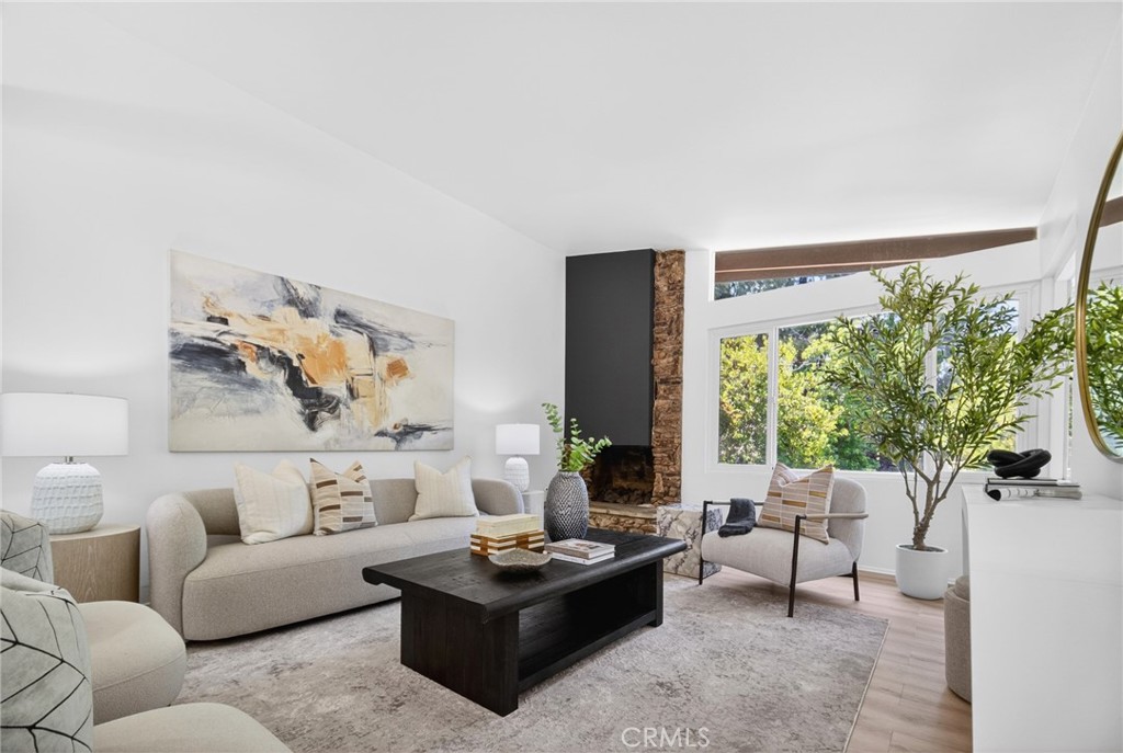 13132 Barrett Hill Circle