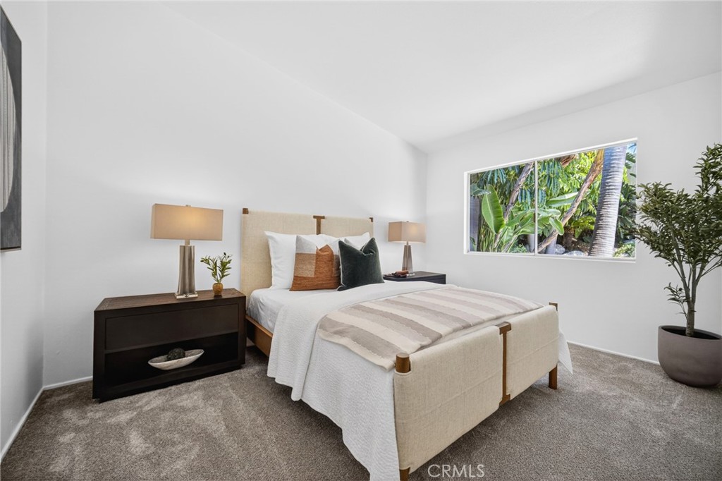 13132 Barrett Hill Circle