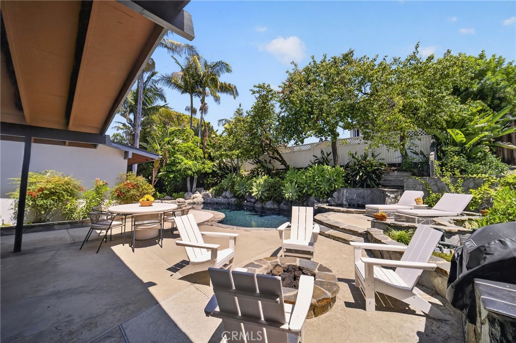 13132 Barrett Hill Circle