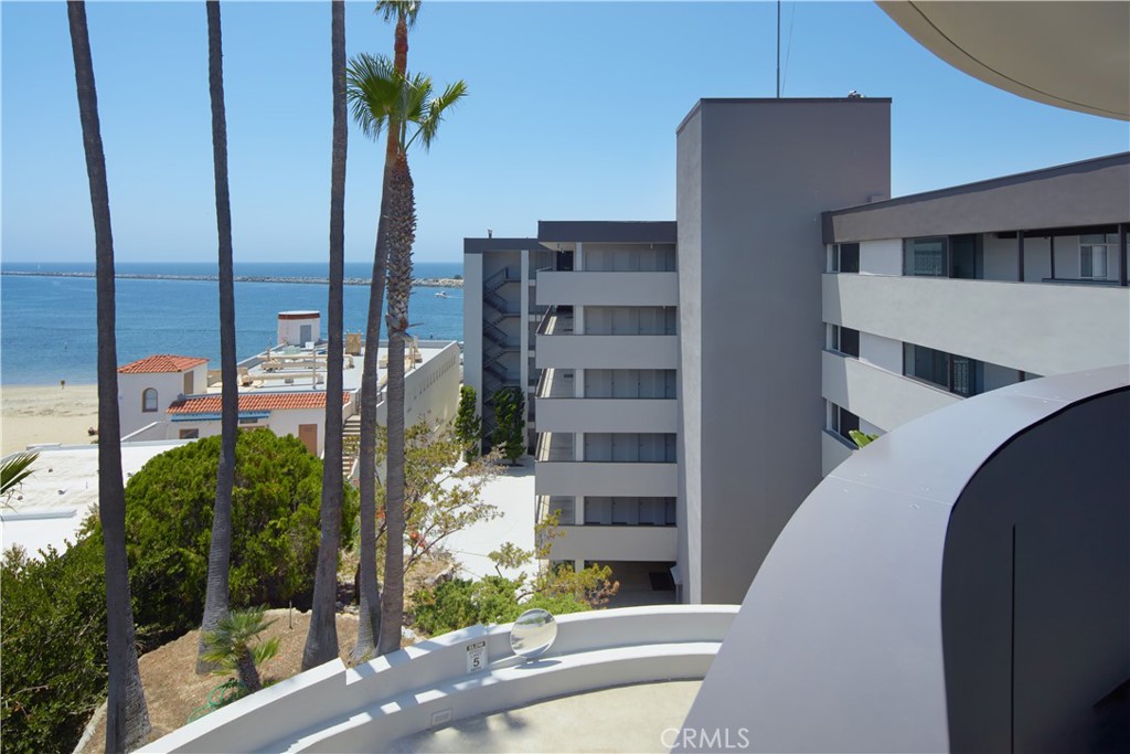 2525 Ocean Boulevard 6B & 6C