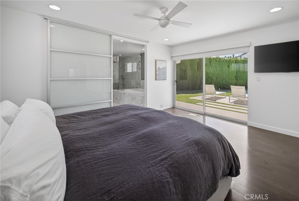 2000 Nautilus Lane