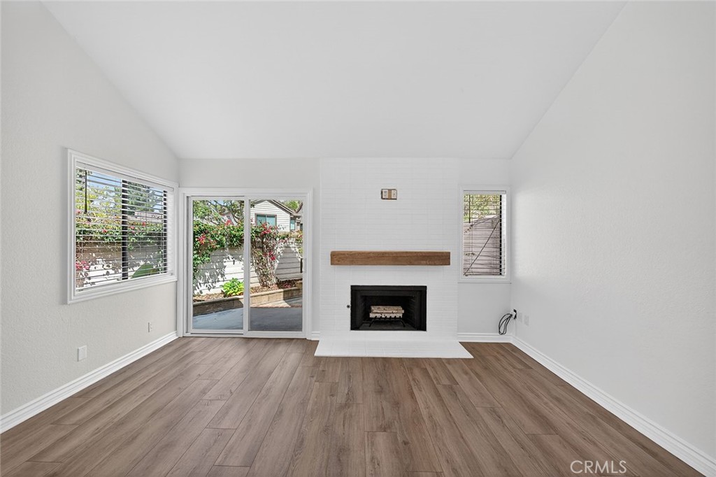 24572 Sutton Lane