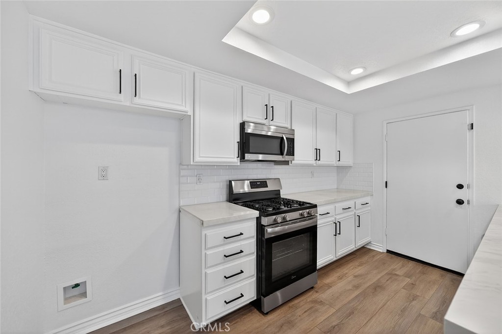 24572 Sutton Lane