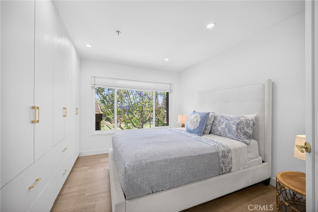 48 Sea Island Drive