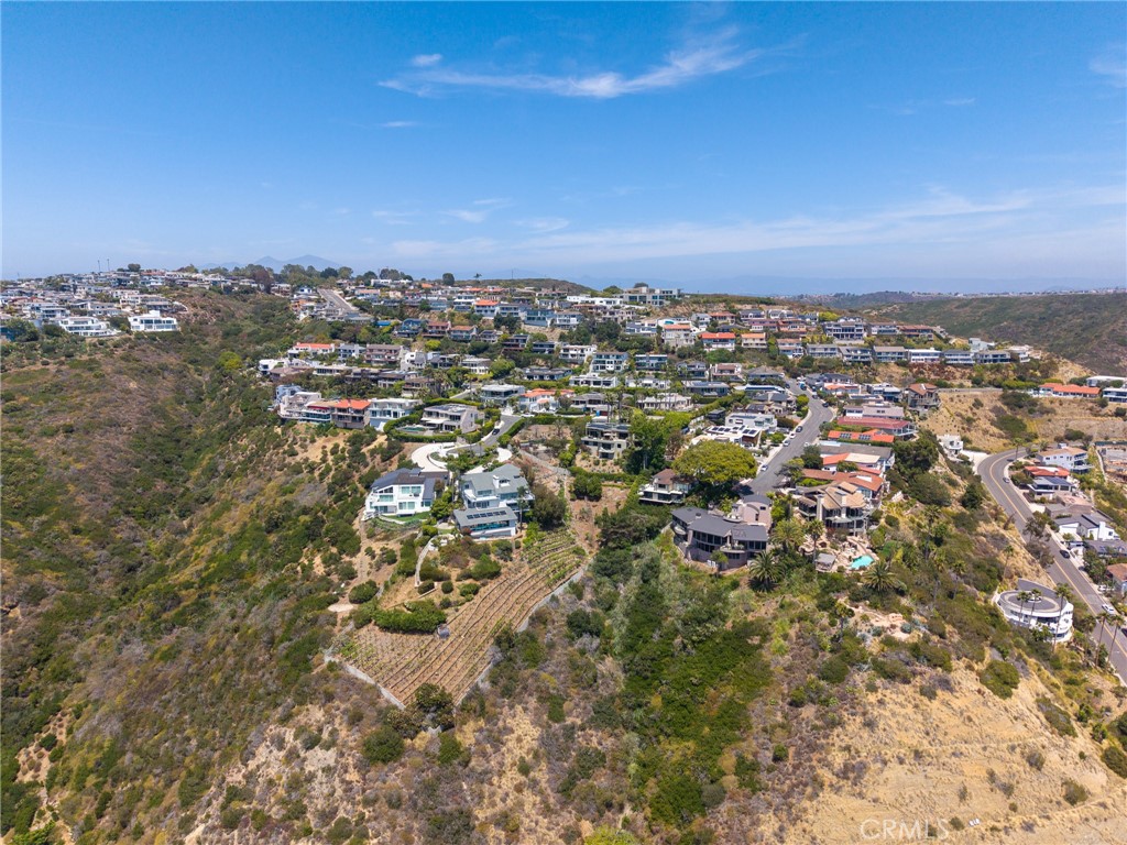 719 Davis Way