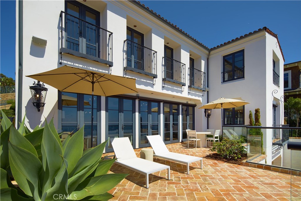 49 Beach View Avenue