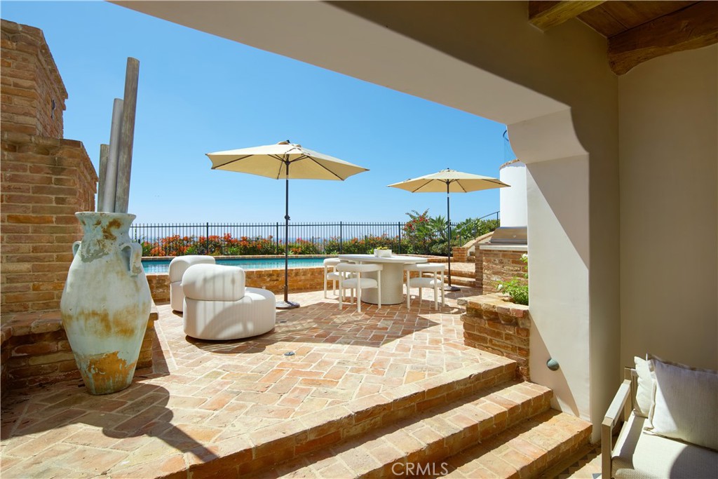 49 Beach View Avenue