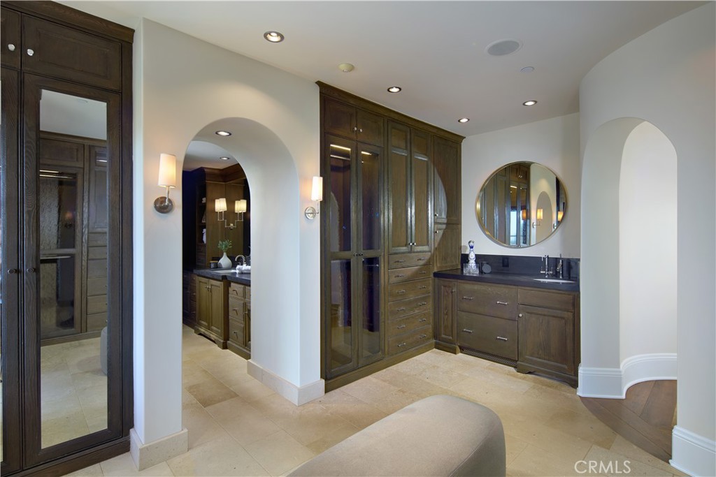 49 Beach View Avenue