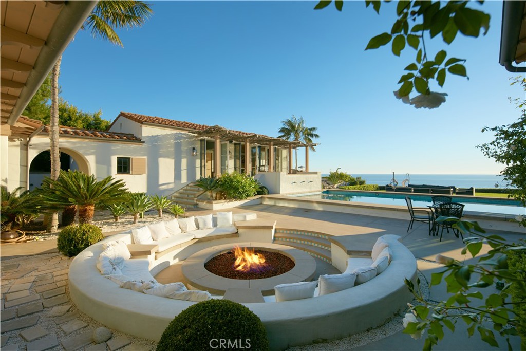 10 Shore Walk