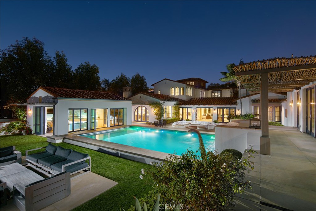 10 Shore Walk