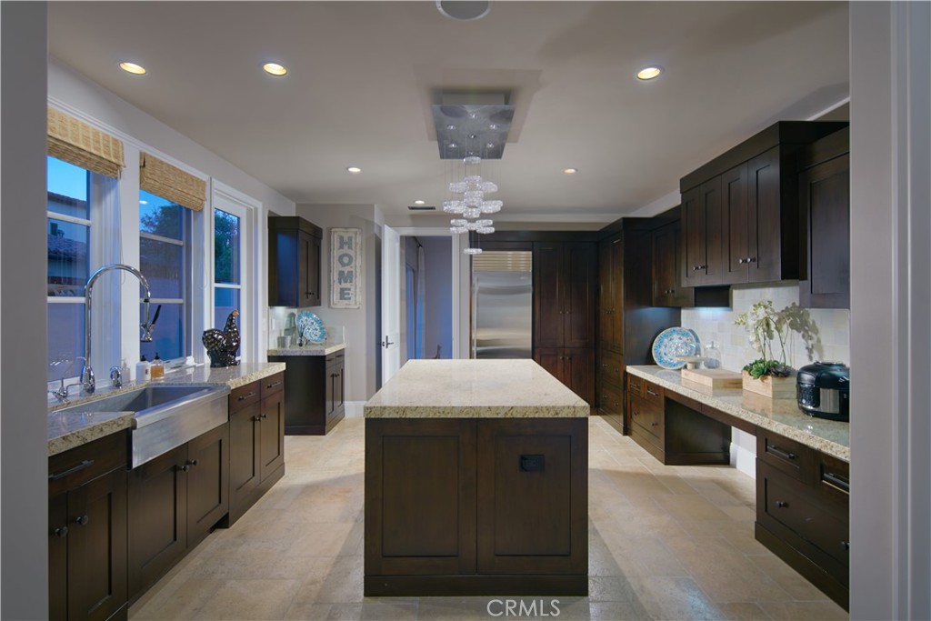 10 Shore Walk