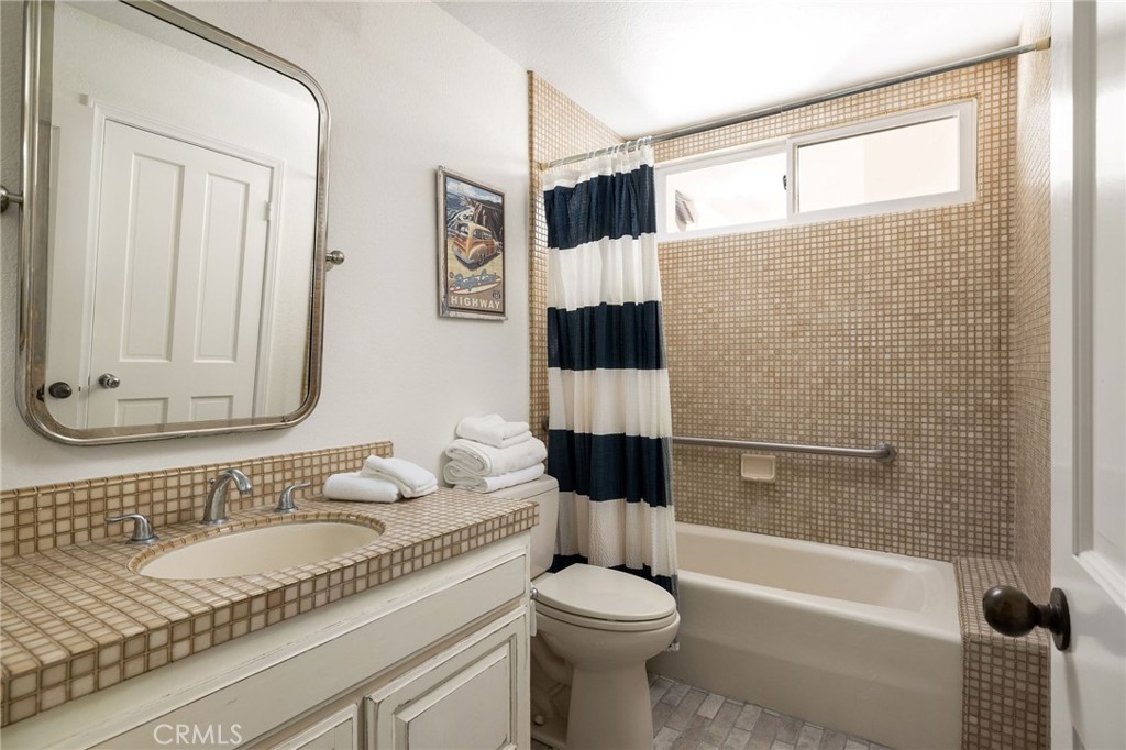 27 Los Monteros Drive