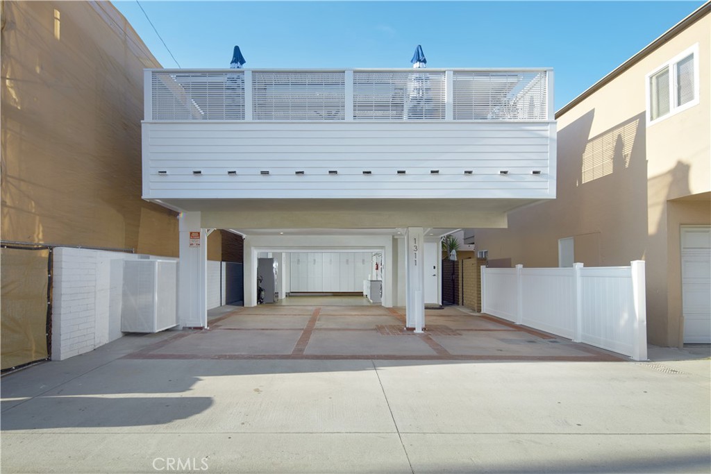 1311 W Bay Avenue